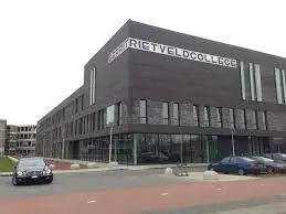 Middelbare school Hamza Hemmet: Gerrit Rietveld College